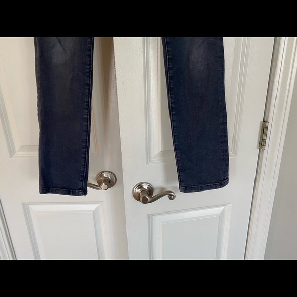 Cabi Slim Boyfriend Gray Wash Jeans - Picture 12 of 13